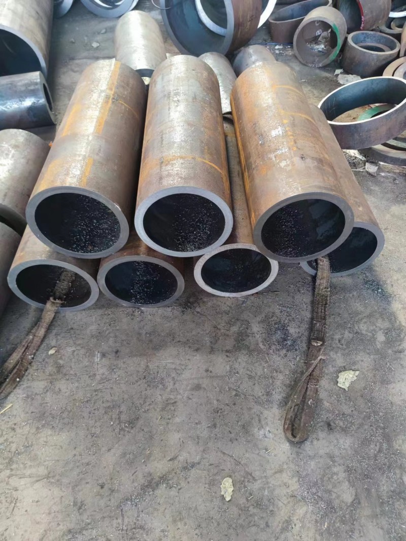 云县云县云县12Cr1MovG无缝钢管切割